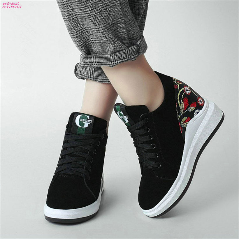 Fashion Trainers Shoes Women Tennis Shoes Lace Up Cow Suede Leather High Heel Ankle Boots Wedges Platform Pumps Casual Shoes New